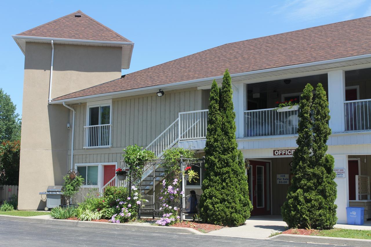Saga Resort Wasaga Beach Exterior foto